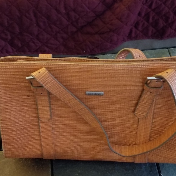 COPY - Vintage Orange Handbag 👜 - Picture 5 of 5